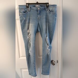 WANNABETTABUTT Light Wash Distressed Jeans – Size 20